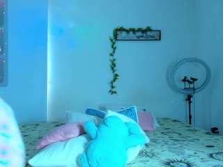  angeline-7 chat room
