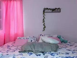 Angeline-7's Live Sex Cam Show