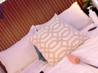  amber-lucia chat room