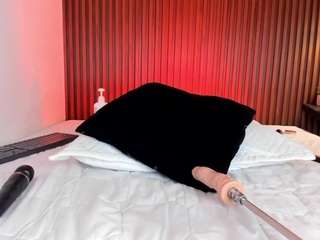 amber-lucia Live Webcam on CamSoda