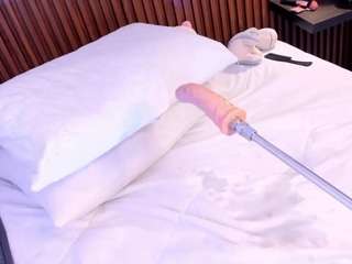 amber-lucia live webcam show