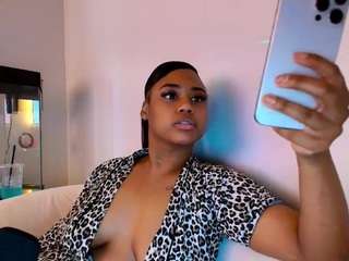 briannabrave Live Webcam on CamSoda