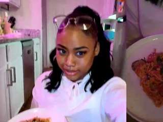 Live webcam model briannabrave on Soda Cams