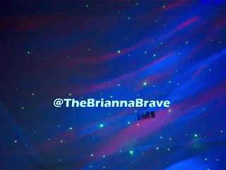 Эта модель сейчас онлайн. briannabrave