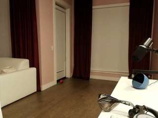 BriannaBrave live cam preview