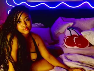 BriannaBrave's Live Sex Cam Show