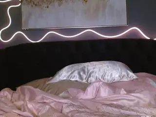 BriannaBrave's Live Sex Cam Show