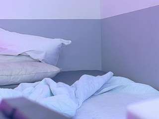 ANTONELLA live webcam show