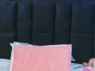 ANTONELLA live webcam show