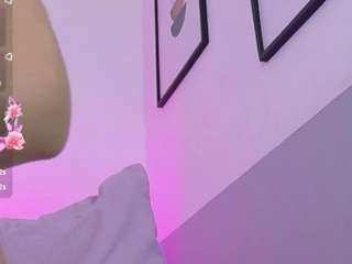 Lilaagracee's cam show statistics and live stream