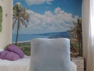 soaring-love Live Webcam on CamSoda