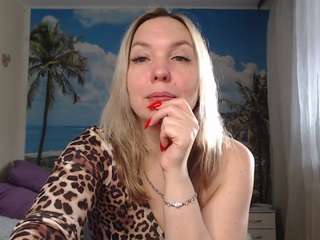 soaring-love Live Webcam on CamSoda