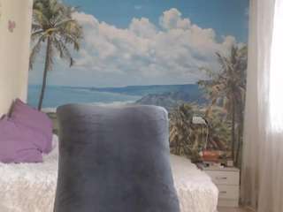 soaring-love, female webcam model,  years old, on live webcam