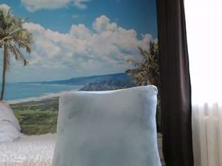 soaring-love live webcam show