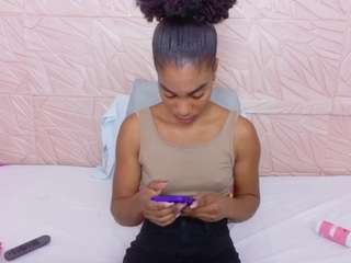  amarantha-love18 chat room