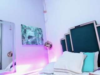 samantha-mature live cam preview