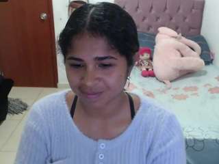 kiara-williambk Live Webcam on CamSoda