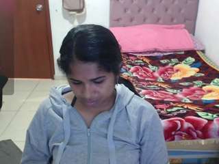 kiara-williambk's CamSoda show and profile