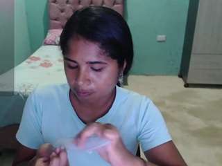 kiara-williambk Live Webcam on CamSoda