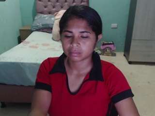 kiara-williambk Live Webcam on CamSoda