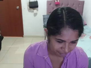 kiara-williambk's Live Sex Cam Show