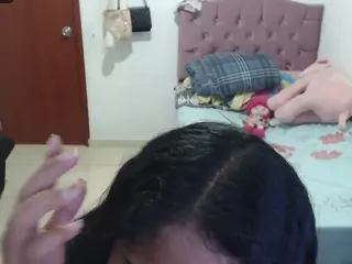 kiara-williambk's Live Sex Cam Show