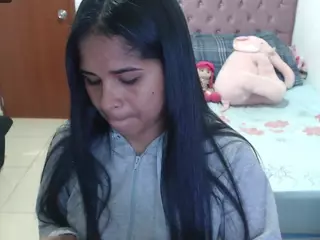kiara-williambk's Live Sex Cam Show