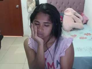 kiara-williambk's Live Sex Cam Show