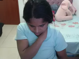 kiara-williambk's Live Sex Cam Show
