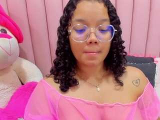 zoe-maria Live Webcam on CamSoda