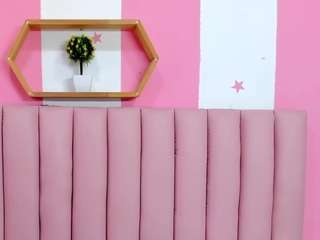 zoe-maria live cam profile