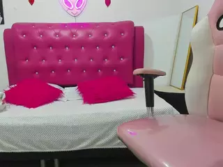 Cristal-xoxo's Live Sex Cam Show