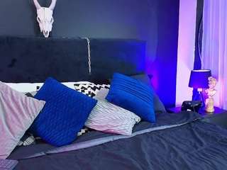 danna-scarlet webcam