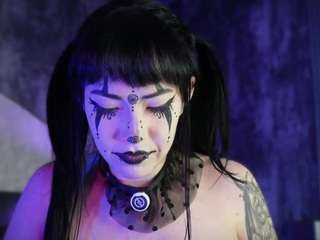 danna-scarlet