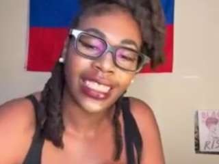 haitiansinsationsquirtqueen