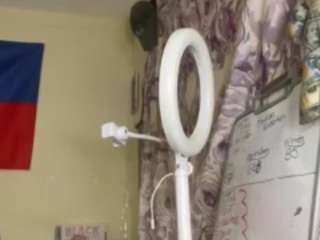 haitiansinsationsquirtqueen webcam