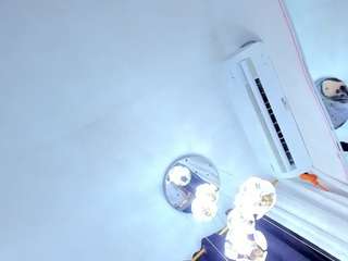 sarayroyse Live Webcam on CamSoda