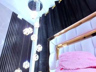 sarayroyse live cam profile