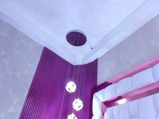 SarayRoyse live cam preview