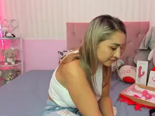 taste-biigass's Live Sex Cam Show