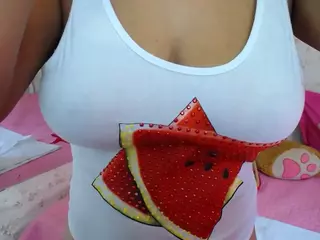 taste-biigass's Live Sex Cam Show