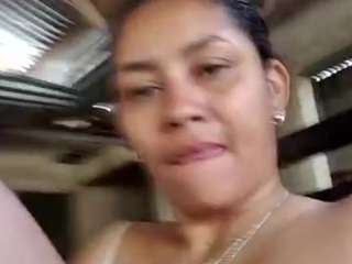 Live webcam model karlapum on Soda Cams