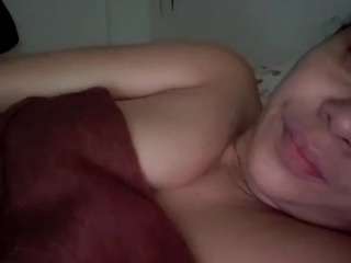 shhh Many people around me..make me wet [1987 tokens remaining]