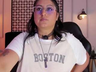 Amberr-Gold live cam preview