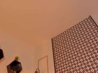 Amberr-Gold live cam preview