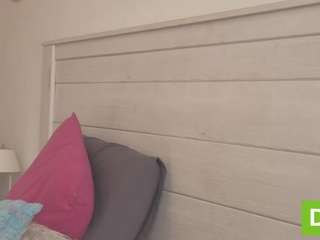 ivyswings webcam model