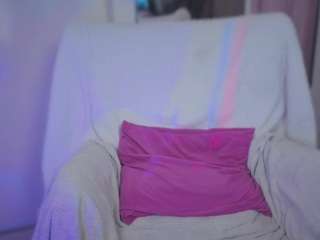 ivyswings Live Webcam on CamSoda