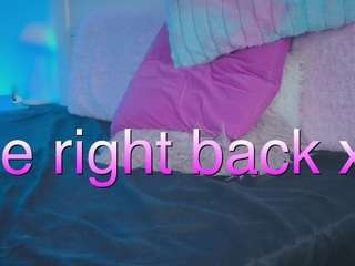 Ivy Swings live webcam show