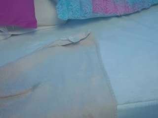 Ivy Swings live cam preview
