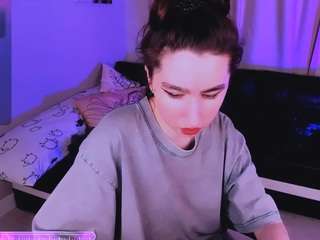 lilythompsonx's CamSoda show and profile